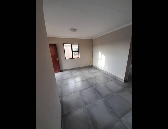3 BEDROOM HOUSE FOR SALE IN DAWN PARK EXT
